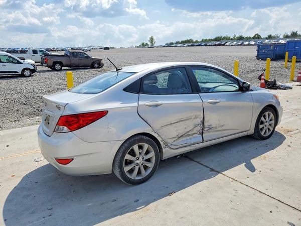 2014 HYUNDAI ACCENT