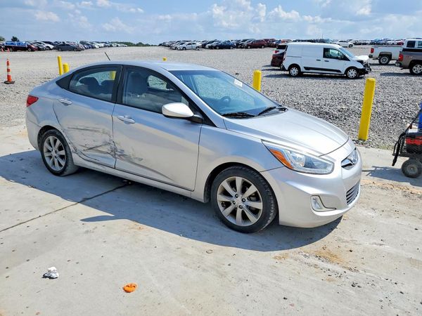 2014 HYUNDAI ACCENT