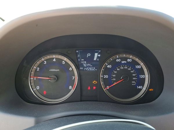 2014 HYUNDAI ACCENT