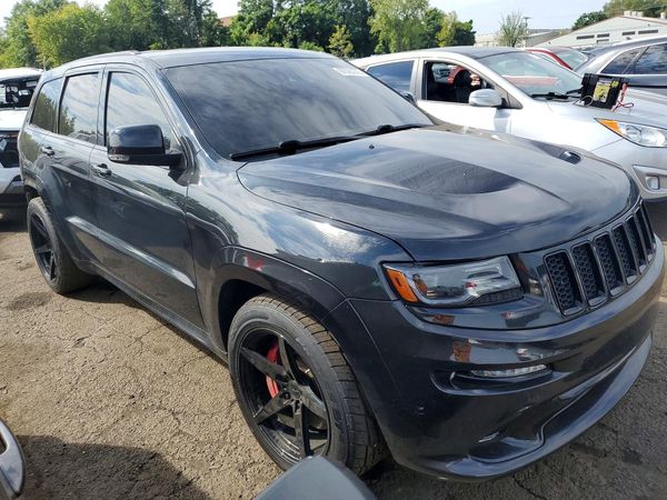 2014 JEEP CHEROKEE SRT — Passenger 3/4