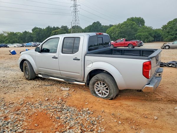 2018 NISSAN FRONTIER