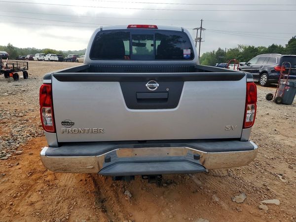 2018 NISSAN FRONTIER