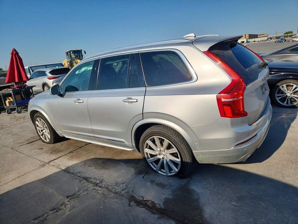 2016 VOLVO XC90