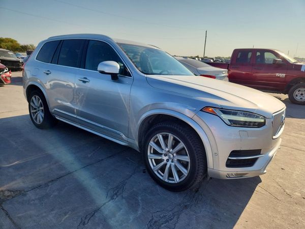 2016 VOLVO XC90