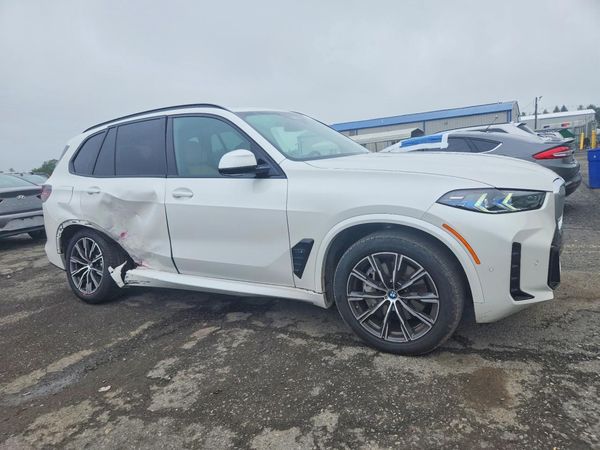 2024 BMW X5 xDrive50e