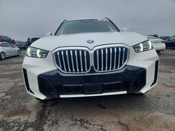 2024 BMW X5 xDrive50e