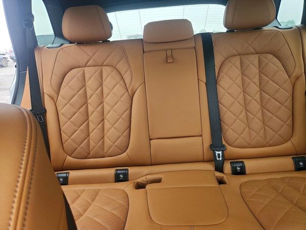 2024 BMW X5 xDrive50e