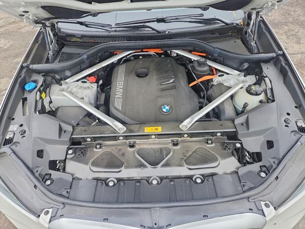 2024 BMW X5 xDrive50e