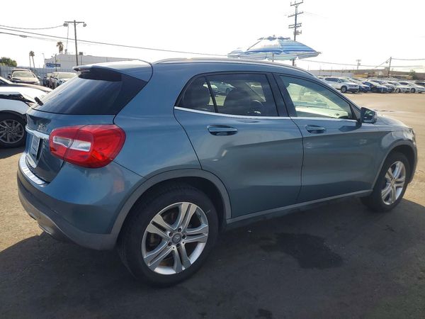2015 MERCEDES-BENZ GLA GLA250 4-MATIC