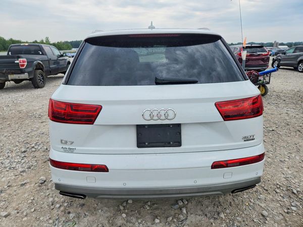 2017 AUDI Q7
