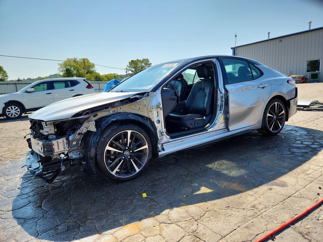2019 TOYOTA CAMRY