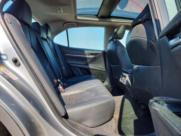 2019 TOYOTA CAMRY