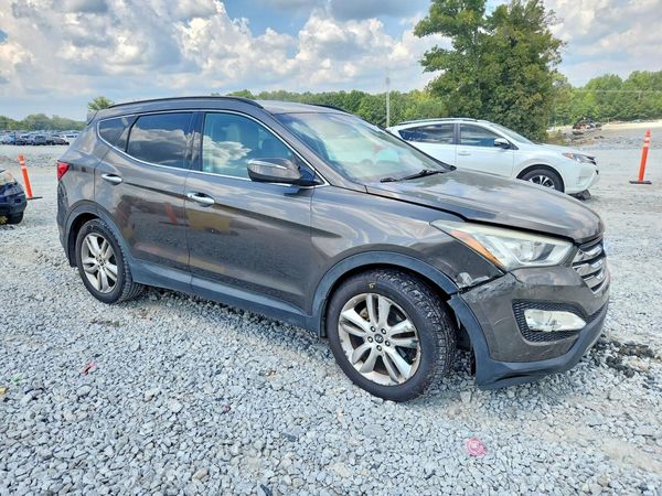 2013 HYUNDAI SANTA FE — Passenger 3/4