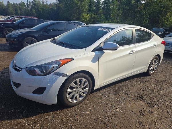 2013 HYUNDAI ELANTRA