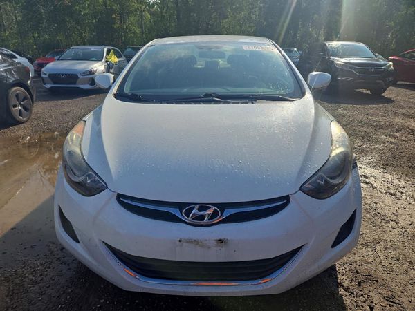 2013 HYUNDAI ELANTRA