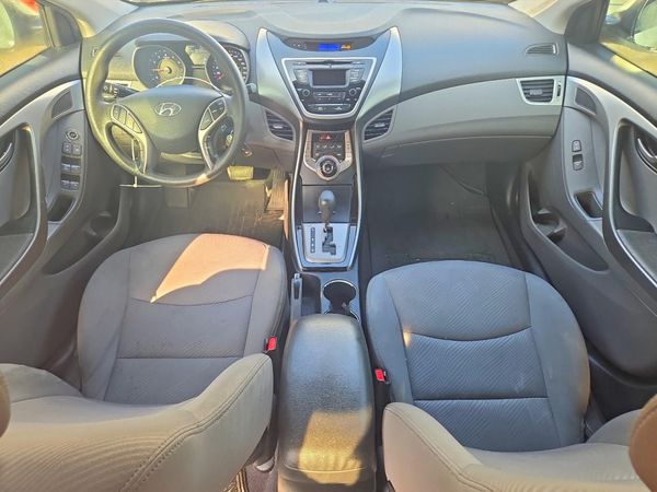 2013 HYUNDAI ELANTRA
