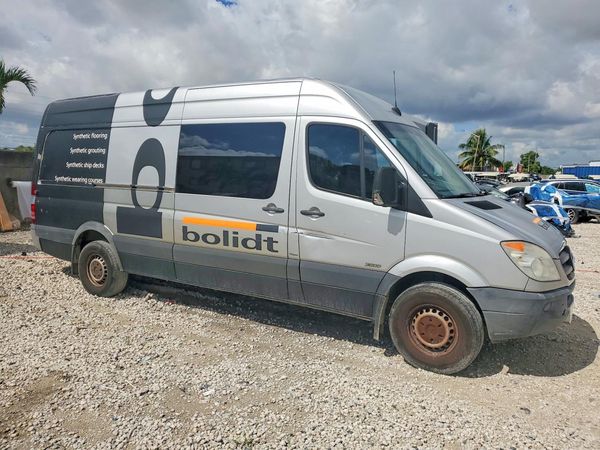 2013 MERCEDES-BENZ SPRINTER High