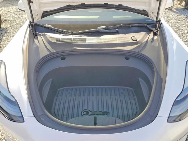 2022 TESLA MDL S STD