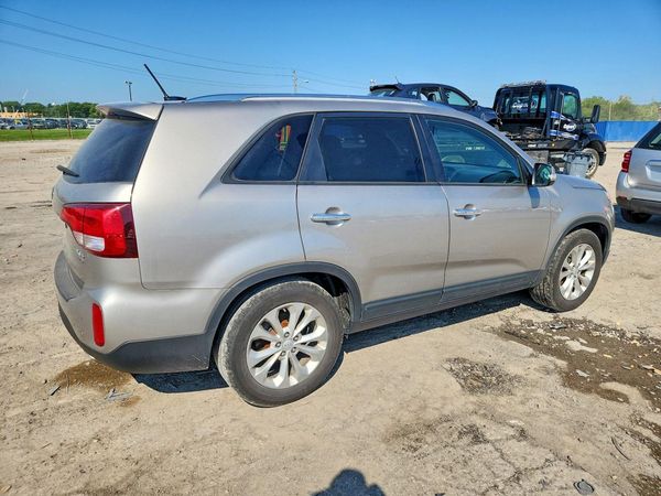 2014 KIA SORENTO EX