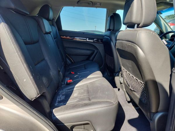 2014 KIA SORENTO EX