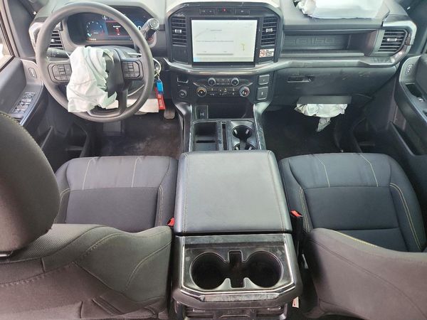 2024 FORD F150