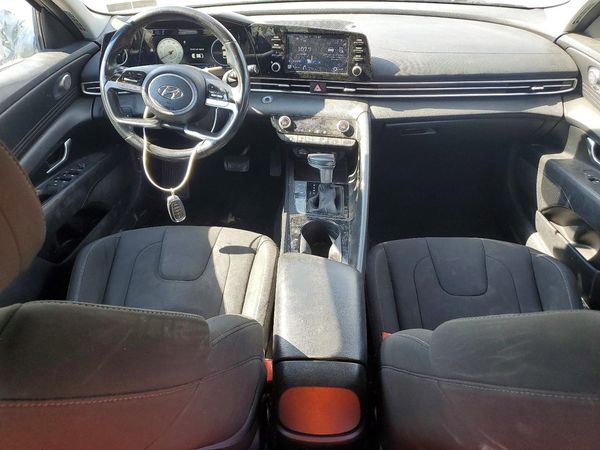 2021 HYUNDAI ELANTRA