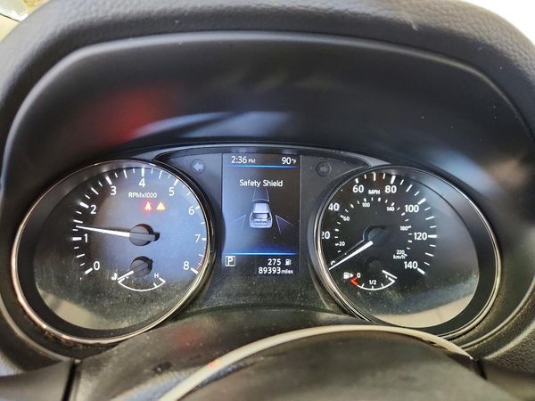 2018 NISSAN ROGUE