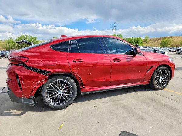 2022 BMW X6 xDrive40i