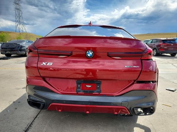 2022 BMW X6 xDrive40i
