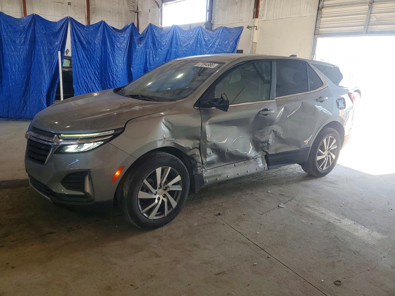 2024 CHEVROLET EQUINOX LT (1LT) — Front 3/4