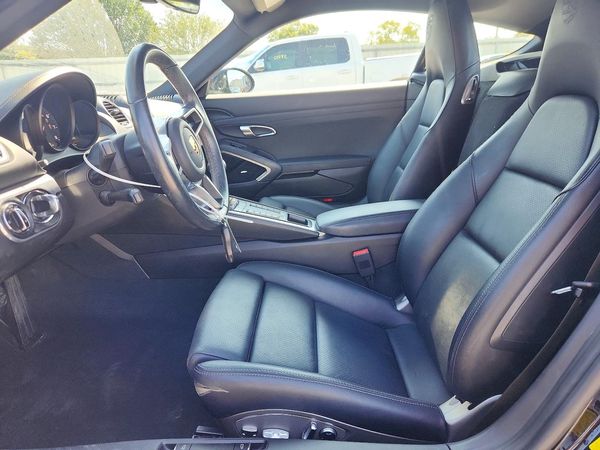 2024 PORSCHE CAYMAN