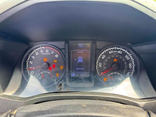 2018 TOYOTA TACOMA SR/SR5