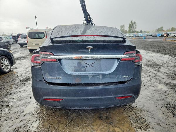 2017 TESLA MODEL X