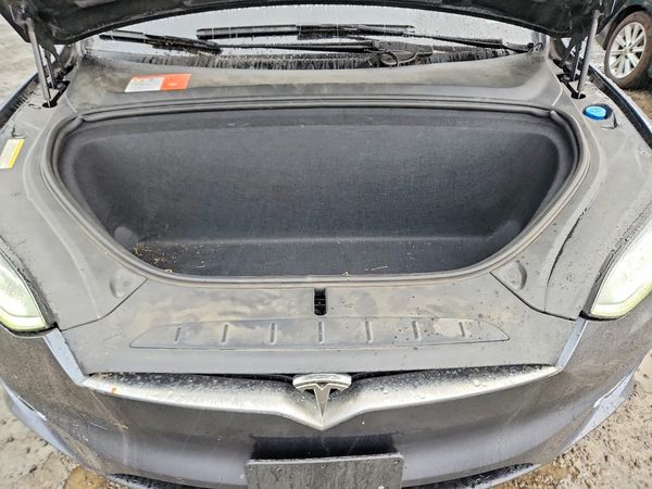 2017 TESLA MODEL X