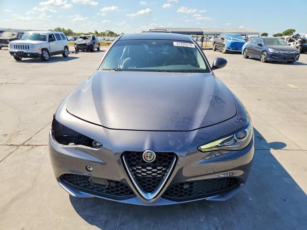2018 ALFA ROMEO GIULIA TI AWD
