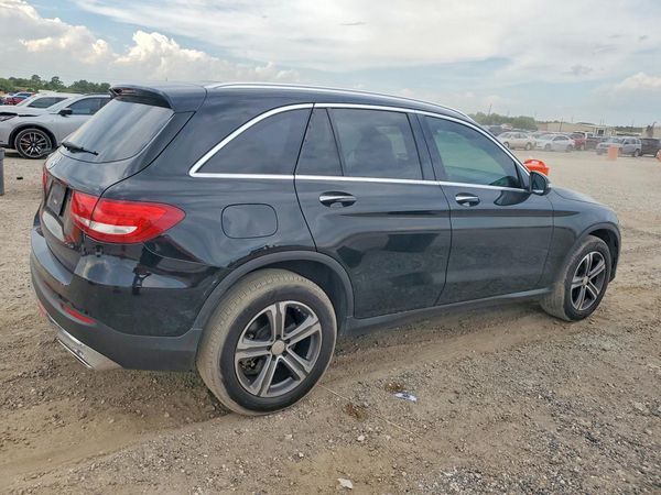 2017 MERCEDES-BENZ GLC GLC300