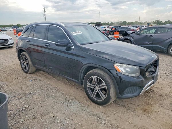 2017 MERCEDES-BENZ GLC GLC300