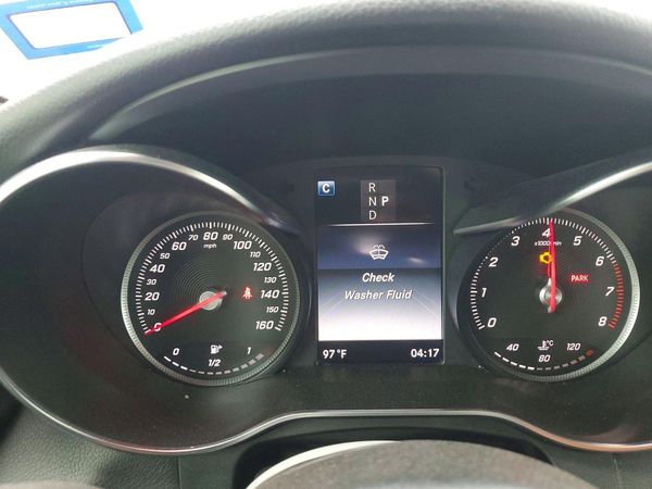 2017 MERCEDES-BENZ GLC GLC300