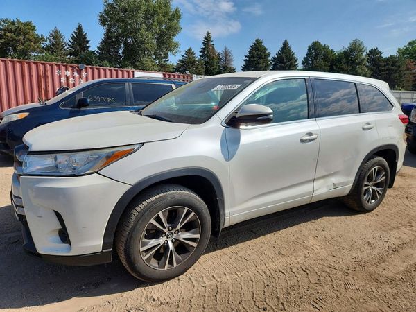 2018 TOYOTA HIGHLANDER LE/LE Plus