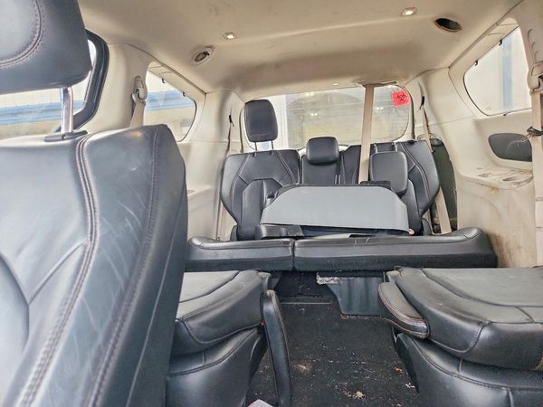 2017 CHRYSLER PACIFICA Touring L — SUVN
