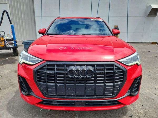 2024 AUDI Q3