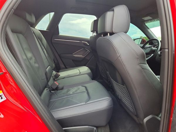 2024 AUDI Q3