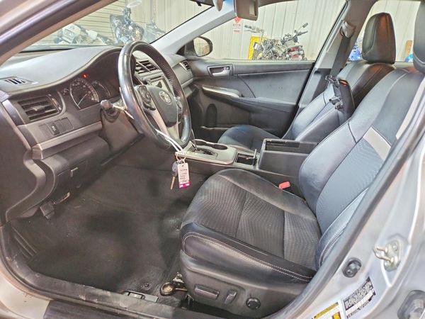 2014 TOYOTA CAMRY