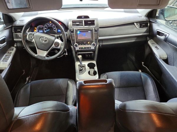 2014 TOYOTA CAMRY