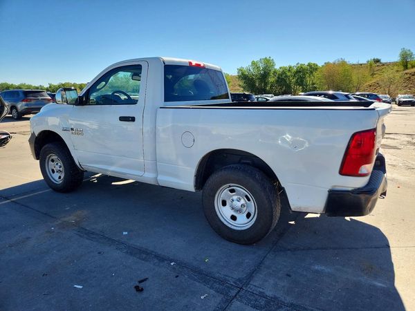 2014 RAM 1500 ST