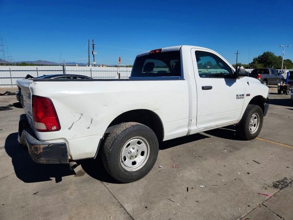 2014 RAM 1500 ST