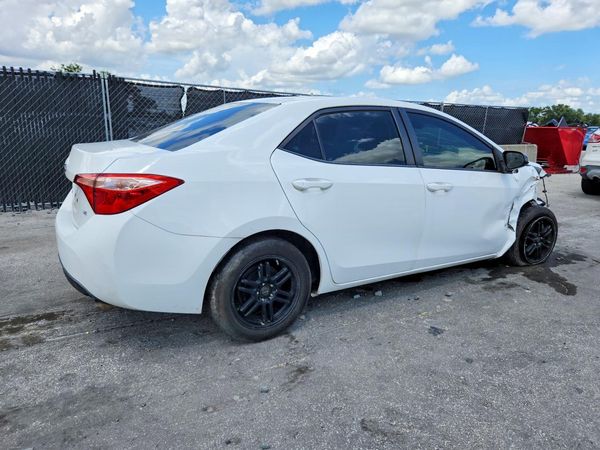 2018 TOYOTA COROLLA