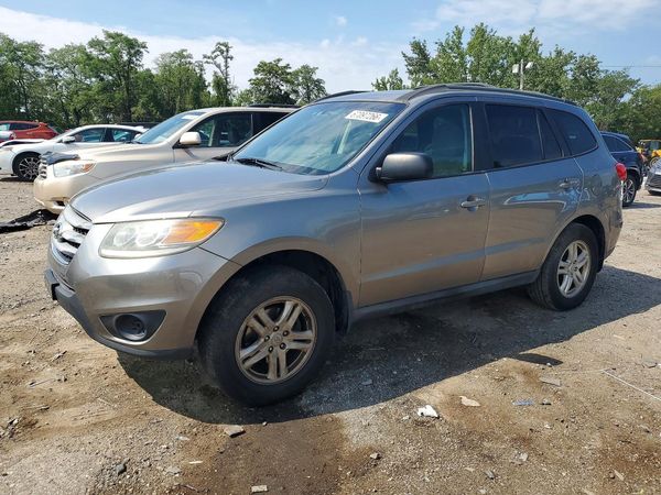 2012 HYUNDAI SANTA FE GL(Middle-low ) — Front 3/4