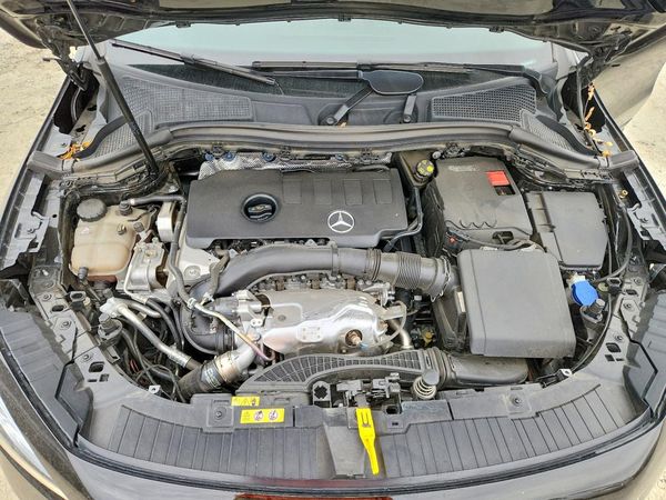 2023 MERCEDES-BENZ GLA