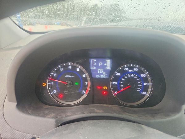 2017 HYUNDAI ACCENT SE Base